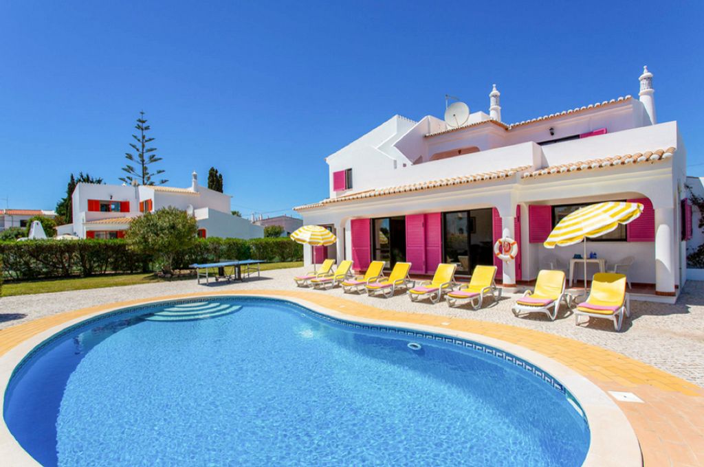 Alporchinhos Rosa Carvoeiro Olivers Travels 1