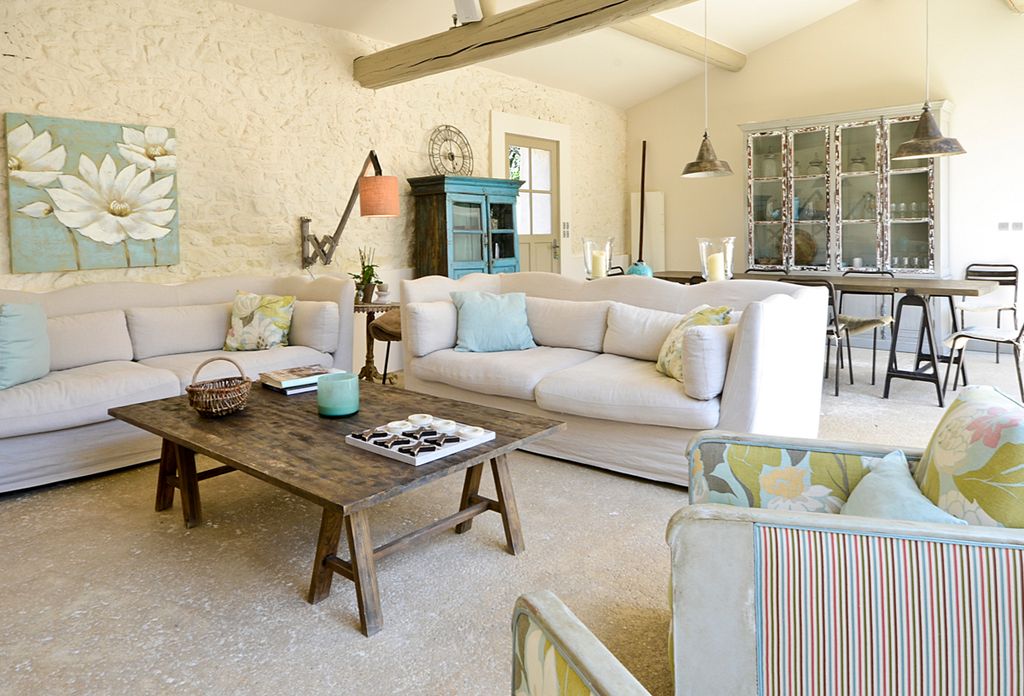 Maison des Petits Galets Provence Olivers Travels 2