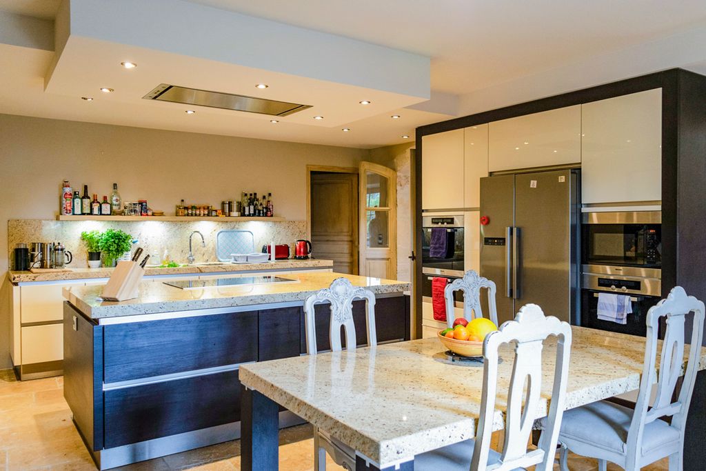 Bastide Bleu Lavande Provence Olivers Travels 4