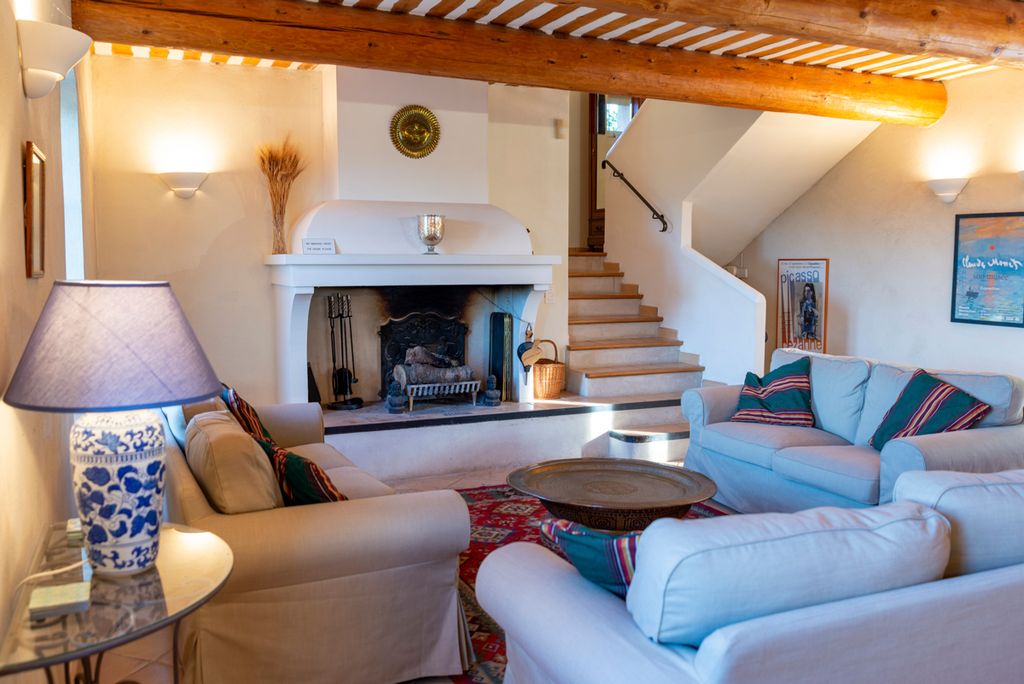 Mas Familial Provence Olivers Travels 3