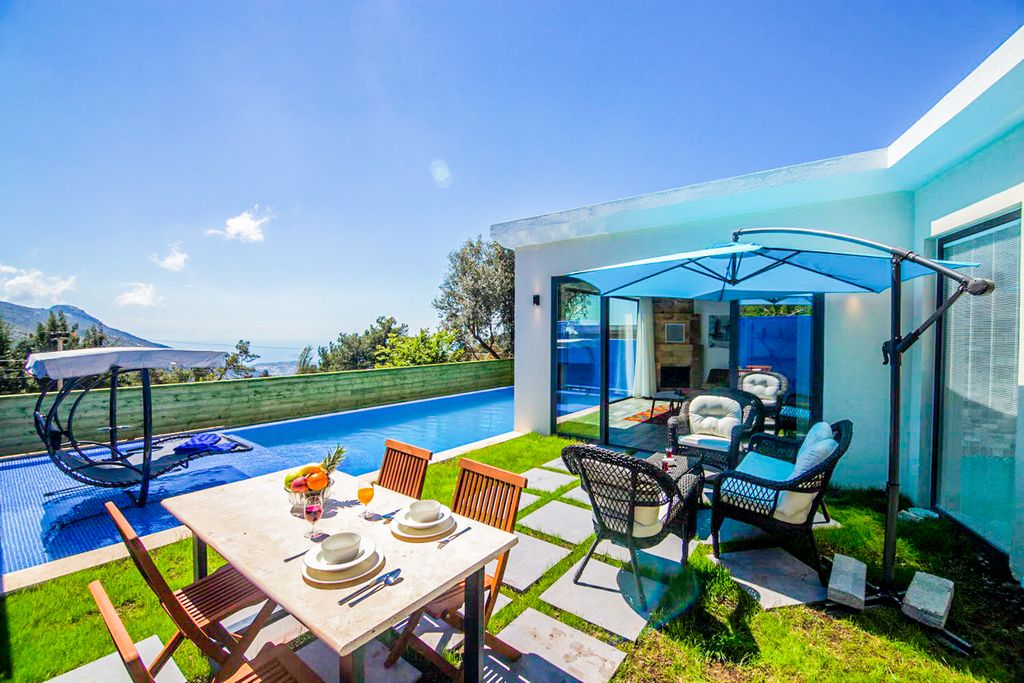 Villa Eymen Kalkan Olivers Travels 2 01