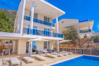 Villa Emin Kalkan Olivers Travels 01