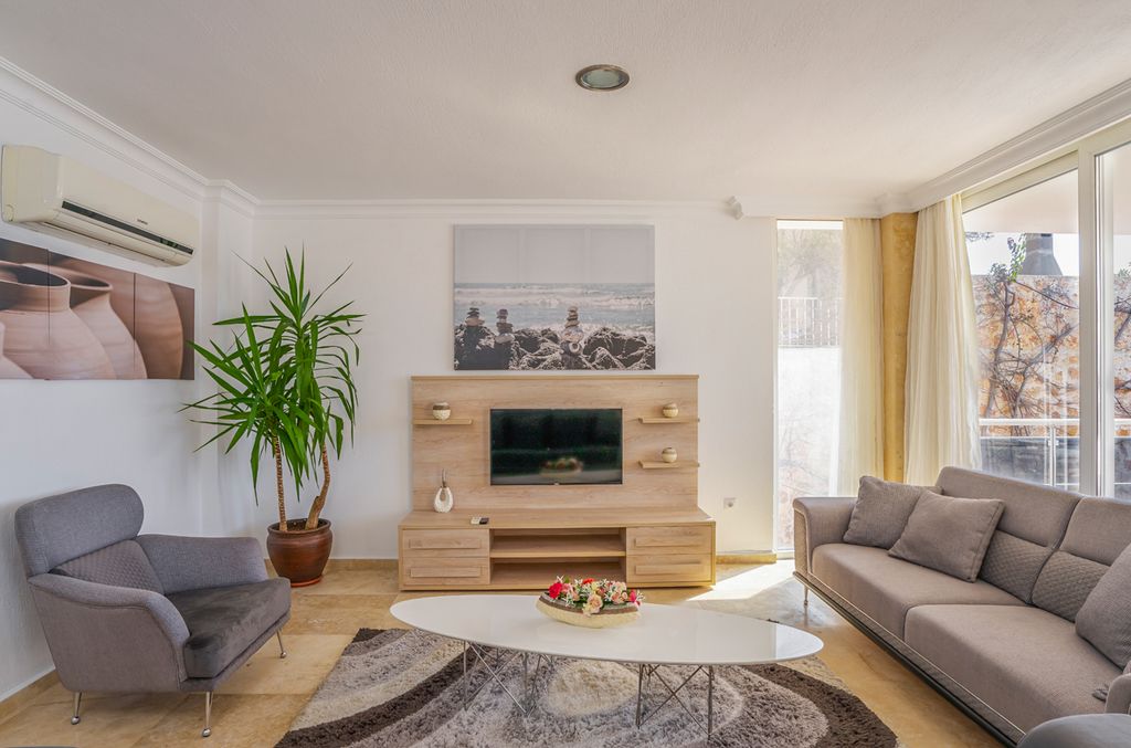 Villa Emin Kalkan Olivers Travels 04