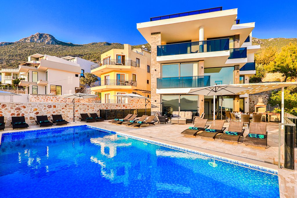 Villa Aysun Kalkan Olivers Travels 1
