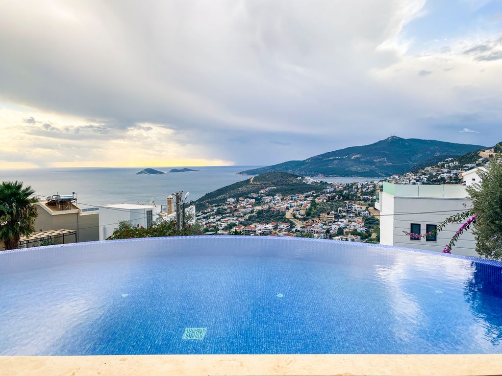 Villa Ceren Kalkan Olivers Travels 5