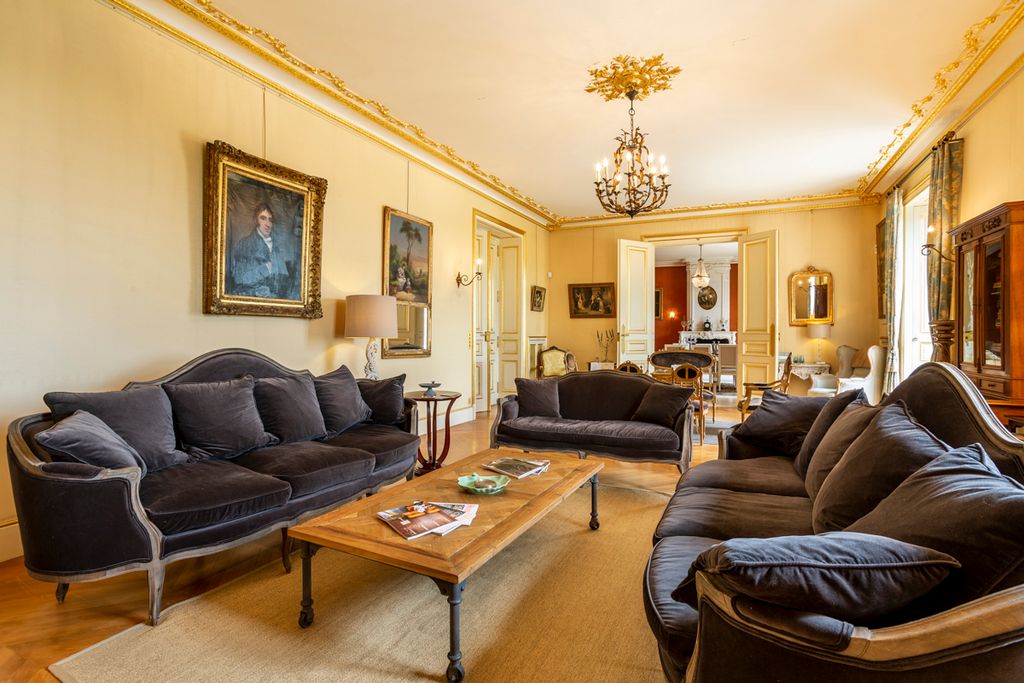 Palais d Or Loire Valley Olivers Travels3