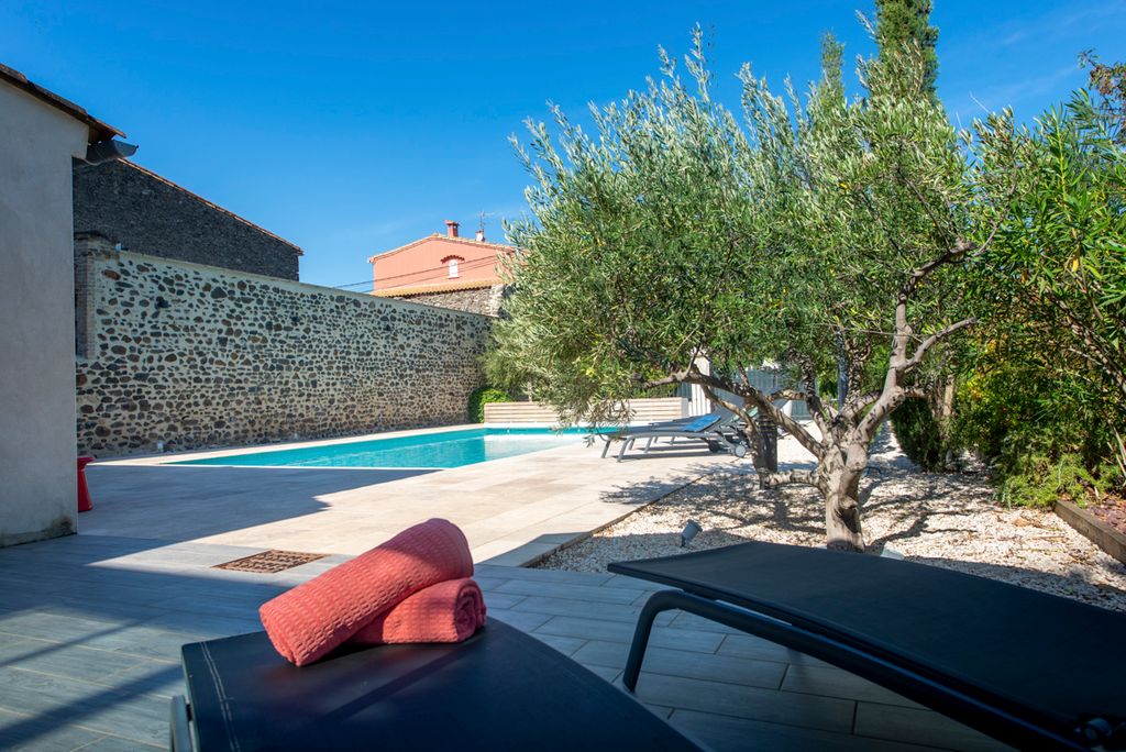 Villa les Chanteurs Languedoc Olivers Travels 2