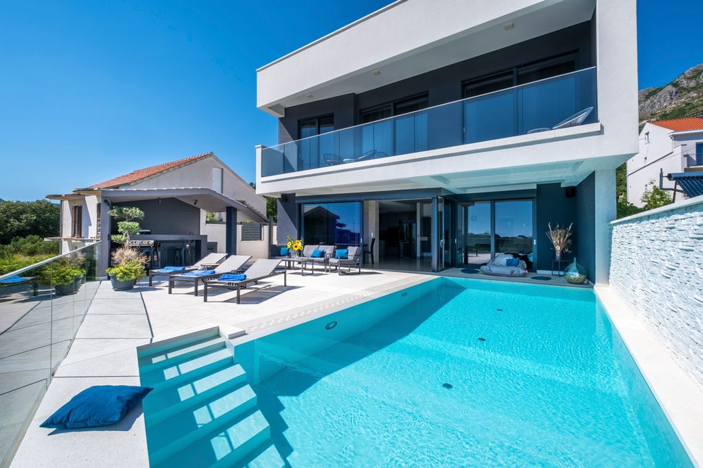 Villa Evi Dubrovnik Olivers Travels 1