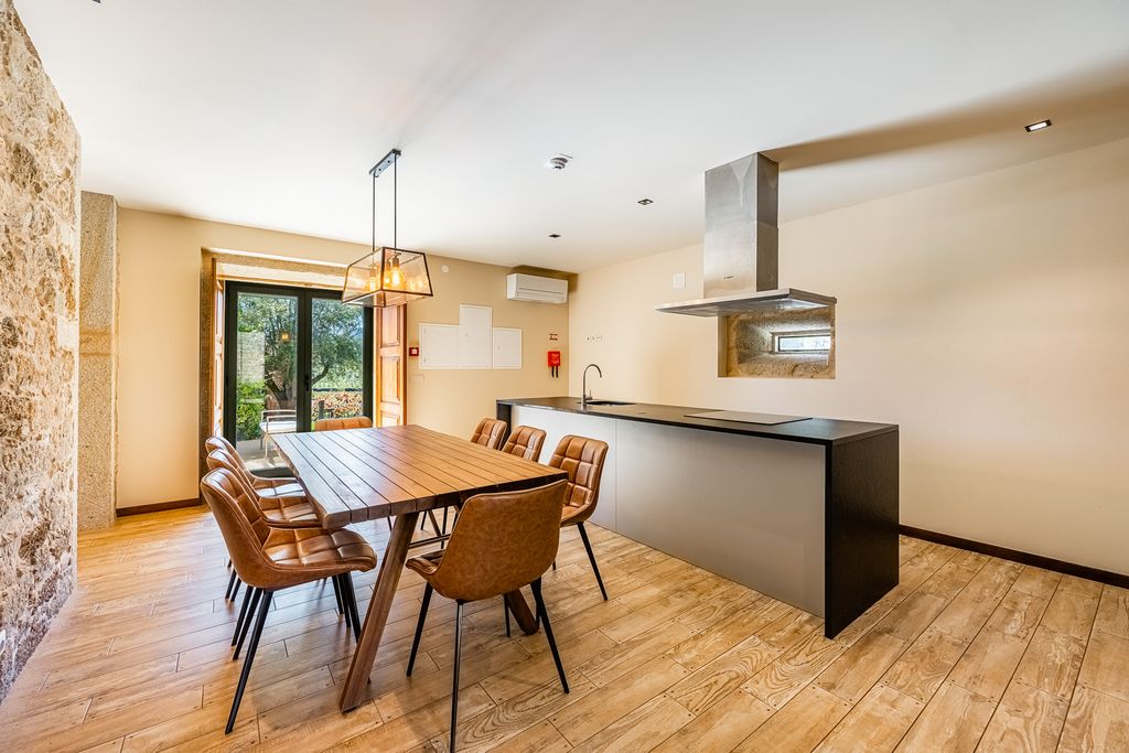 Casa Rubiaes Minho Olivers Travels 04