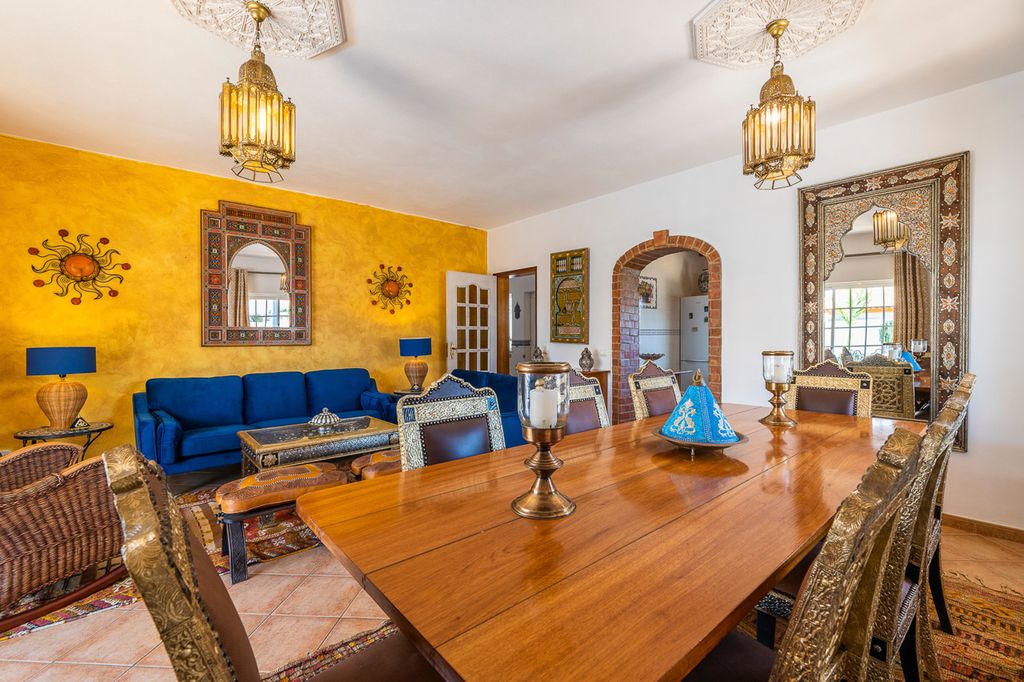 Villa Gale Oasis Albufeira Olivers Travels5