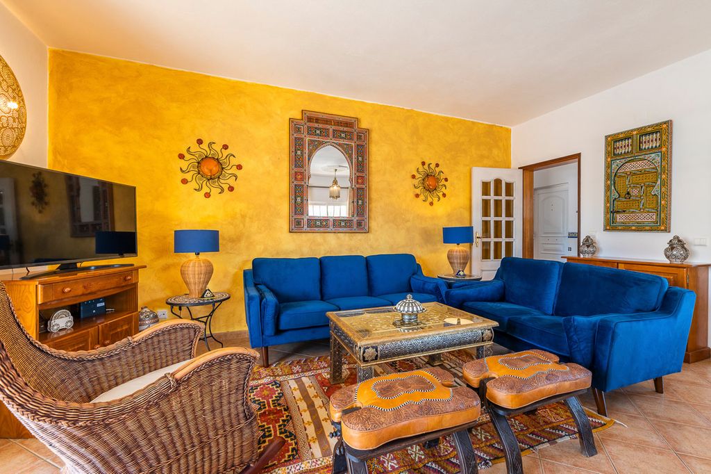 Villa Gale Oasis Albufeira Olivers Travels3