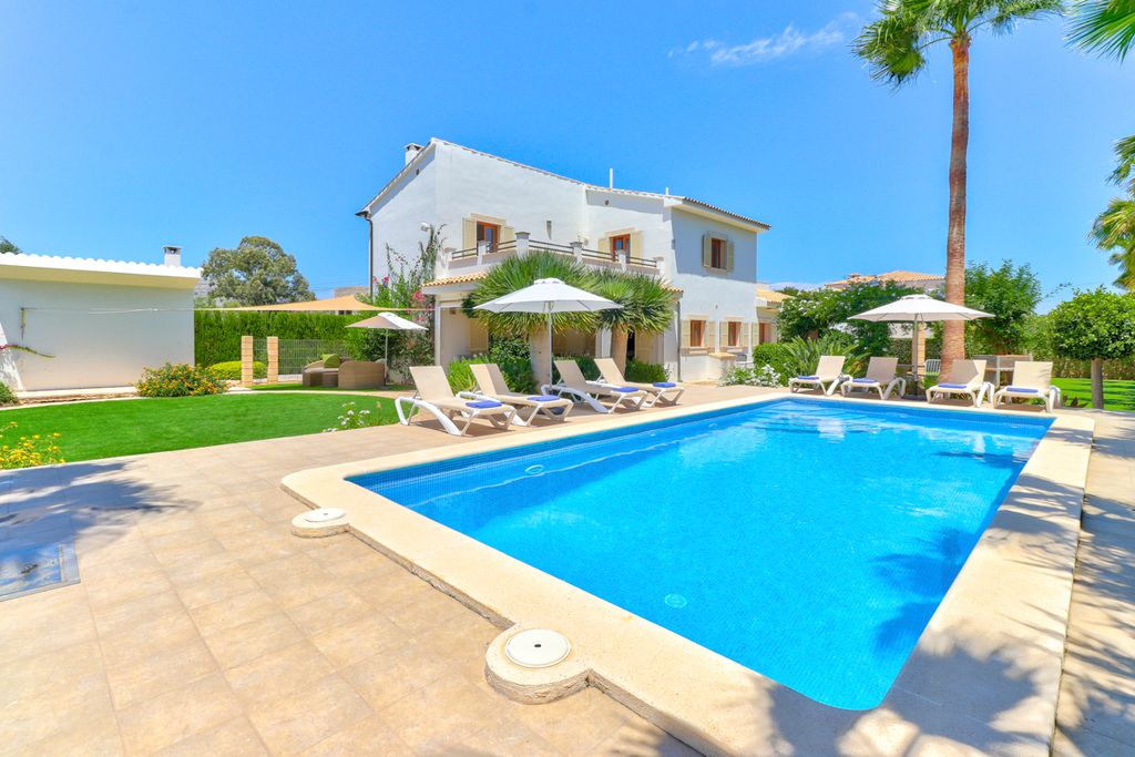 Llenaire Port Spain Mallorca OliverTravels 1