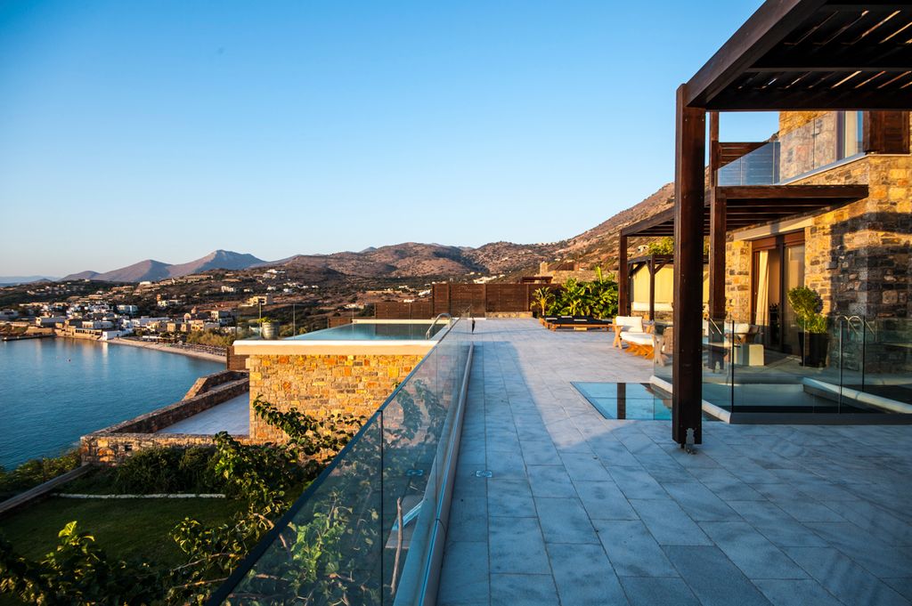 Villa Plaka Danae Crete Olivers Travels 14