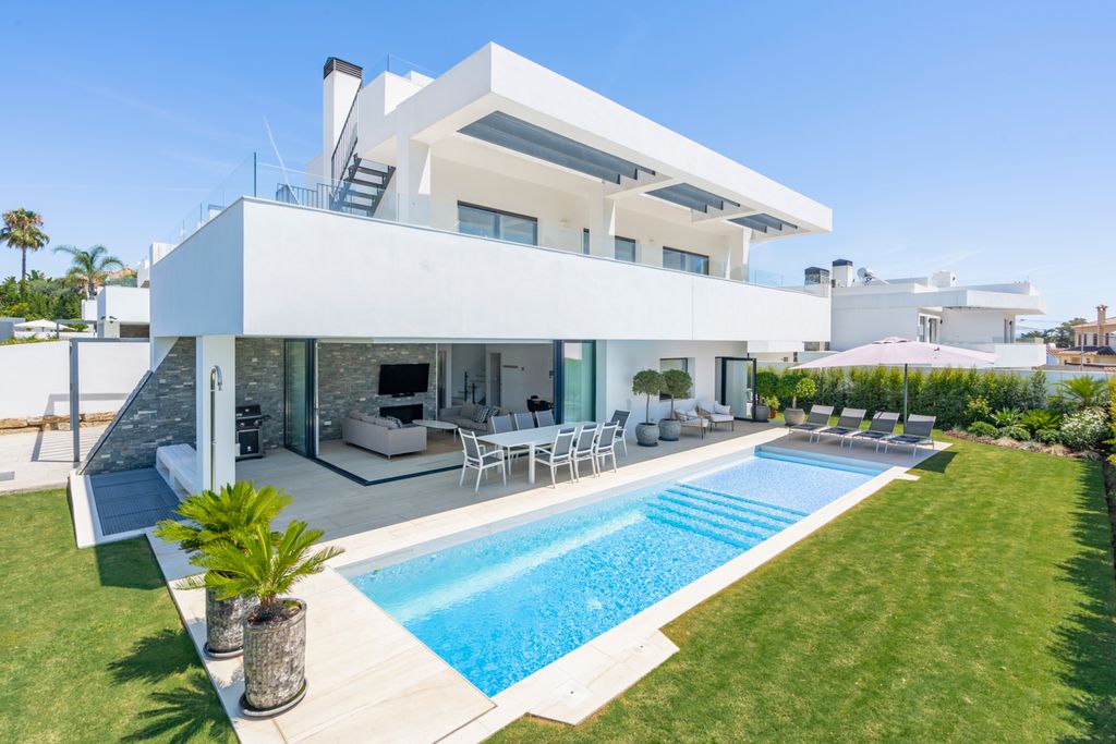 Villa Garay Costa del Sol Olivers Travels 1