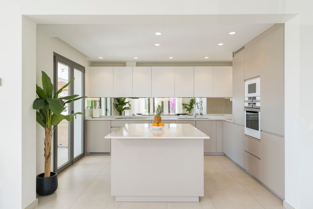 Villa Bon Mira Costa del Sol Olivers Travels 4