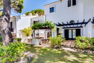 Pine Cliffs Townhouse III Olivers Travels 1