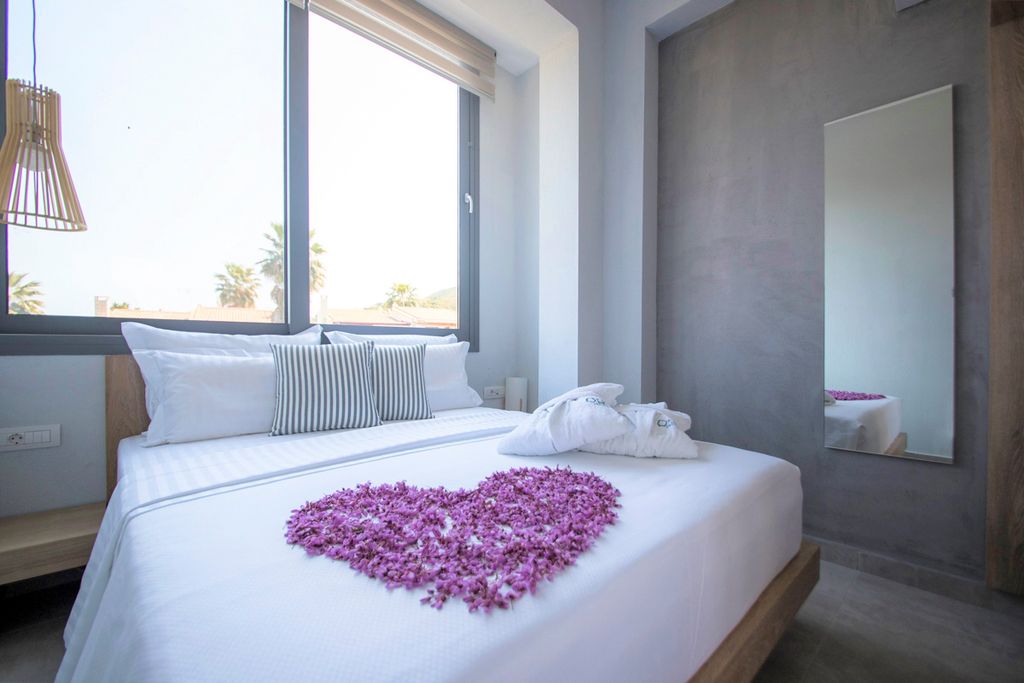 Villa Gorgon Halkidiki Olivers Travels 3