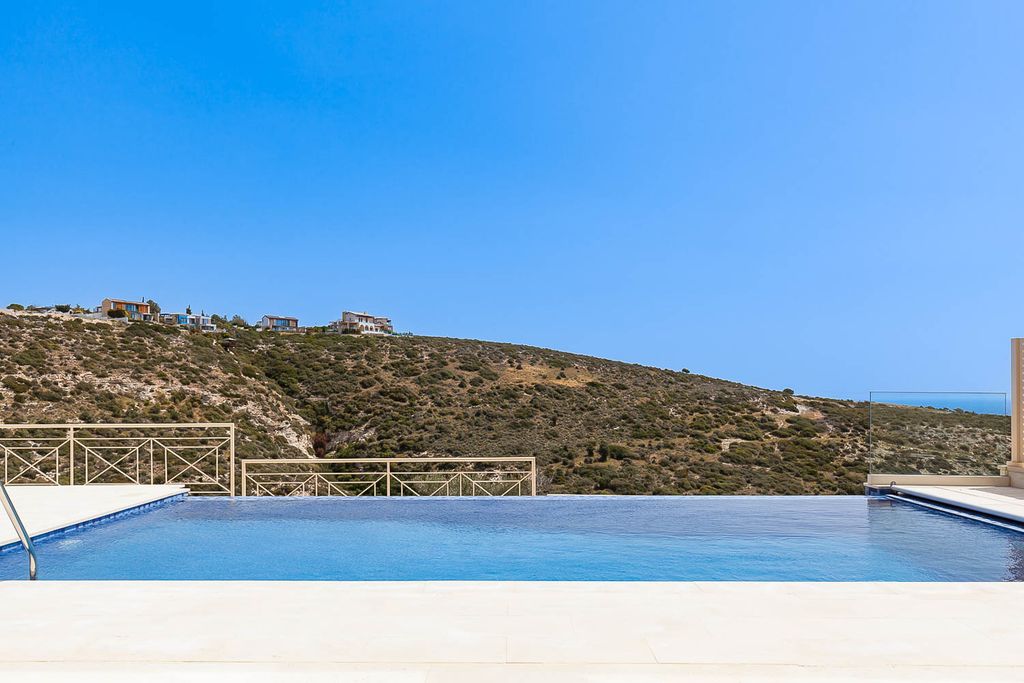 Villa Kasseri Cyprus Aphrodite Hills OliversTravels 3