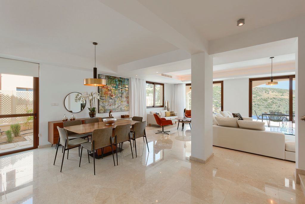 Villa Kaskavalli Aphrodite Hills Olivers Travels 4