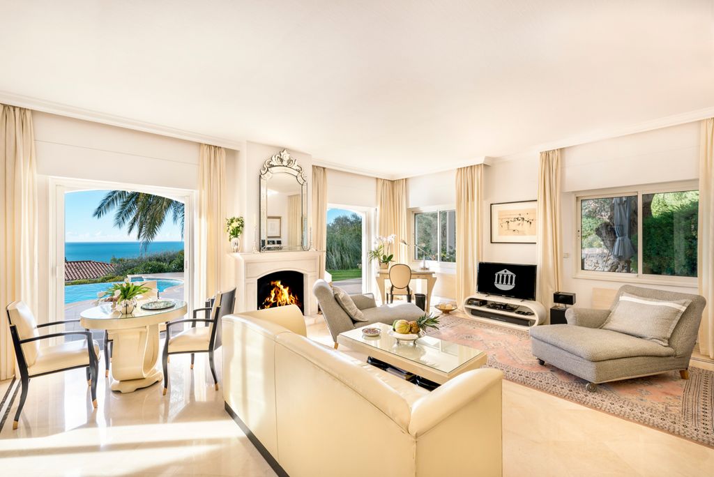 La Residence French Riviera Olivers Travels 3