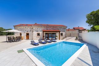 Villa Betty Dalmatia Olivers Travels 1
