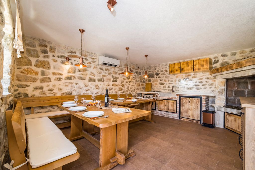 Villa Betty Dalmatia Olivers Travels 5