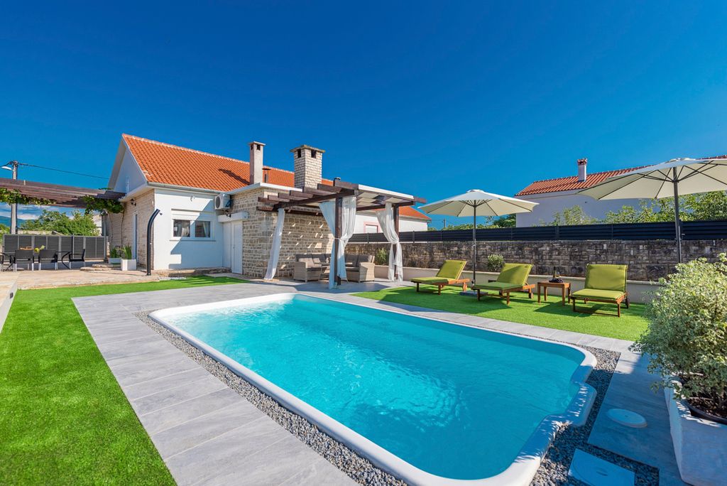Villa Lilla Dalmatia Olivers Travels 1