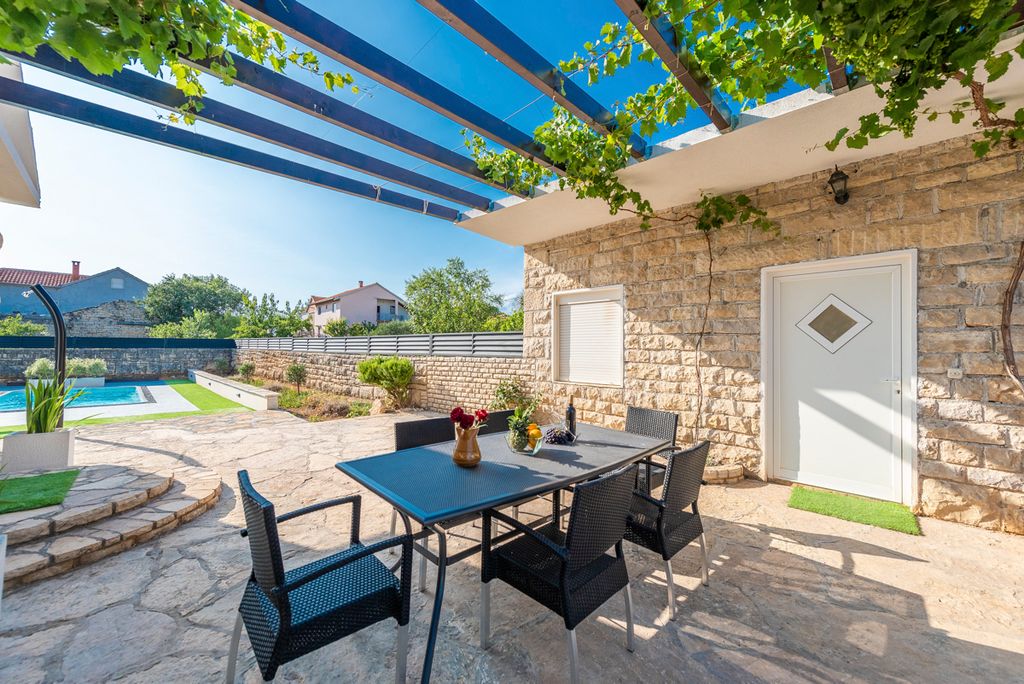 Villa Lilla Dalmatia Olivers Travels 5