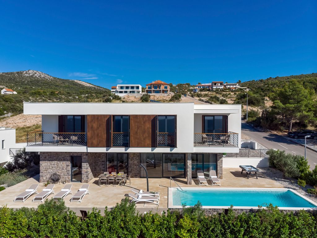 Villa Dola Dalmatia Olivers Travels 1