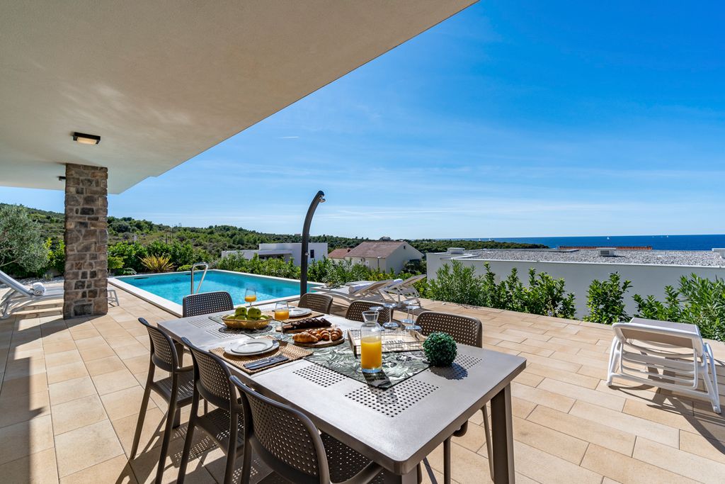 Villa Dola Dalmatia Olivers Travels 6
