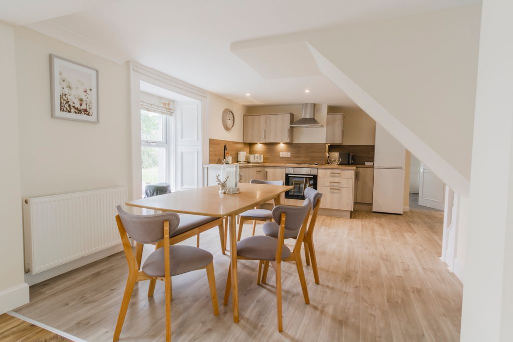 Cairngorms Cottage Scotland Olivers Travels 4