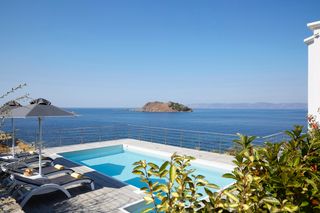 Villa Hydrias Lesbos Olivers Travel 1