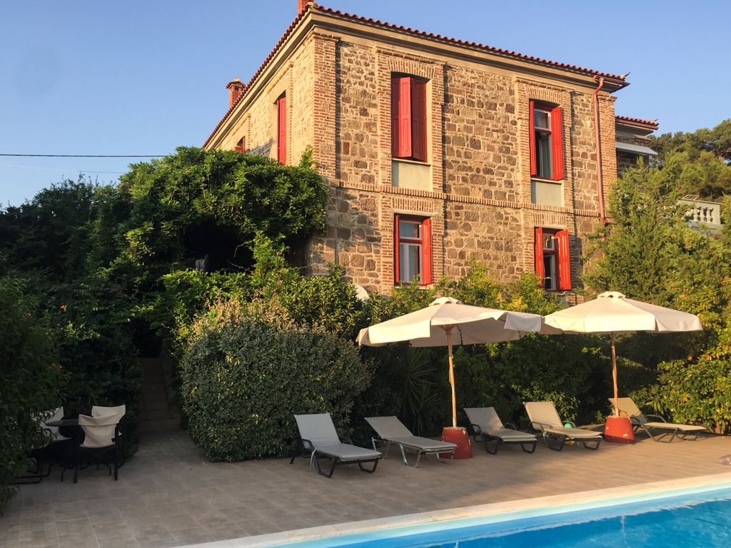 Maritsa Oikos Lesbos Olivers Travels 5