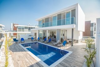 Villa Saturno Cyprus Olivers Travels 1