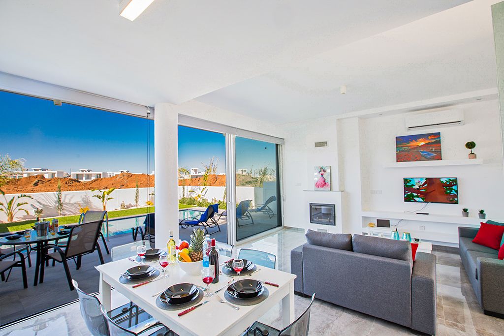 Villa Astra Cyprus Olivers Travels 4