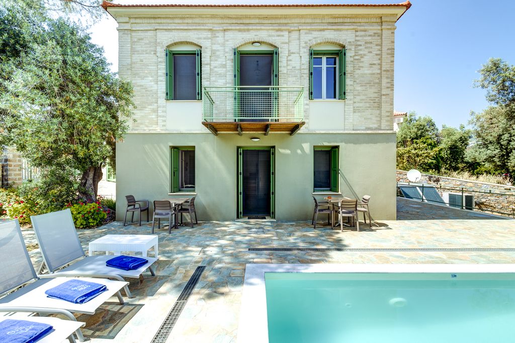 Villa Amphora Lesbos Olivers Travels 001