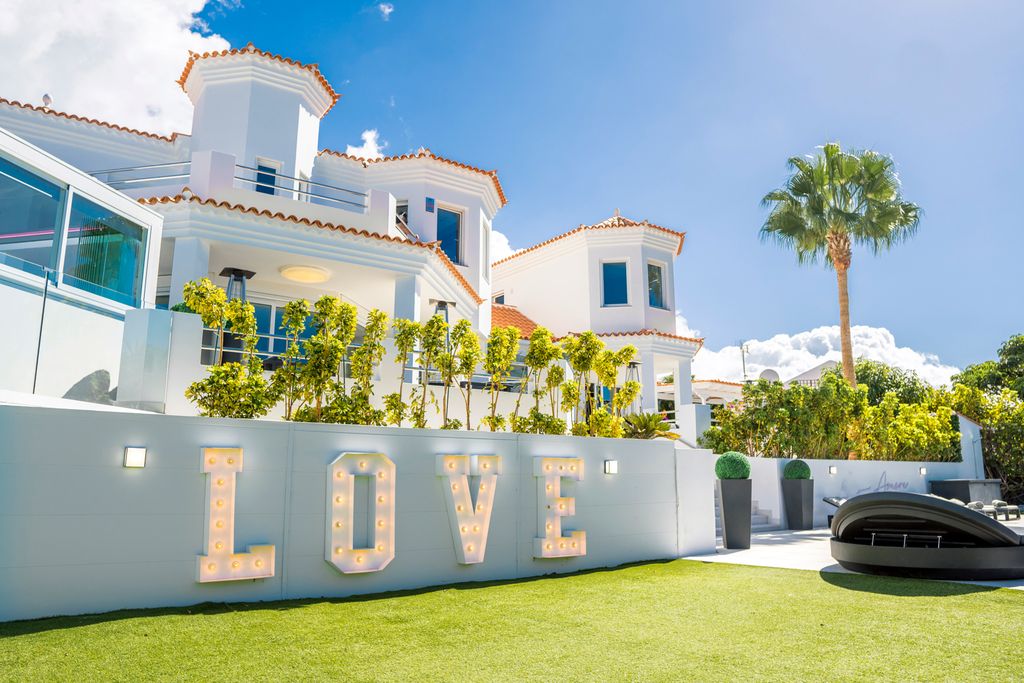 Costa Amore Tenerife Olivers Travel 8