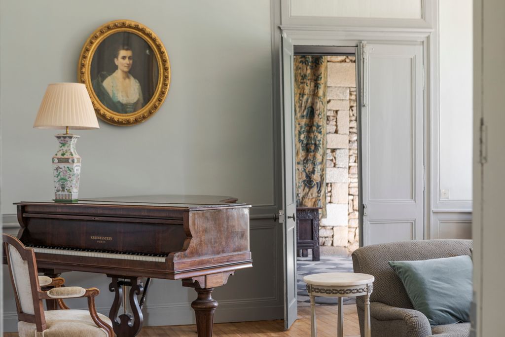 Chateau de Lothea Brittany Olivers Travels4