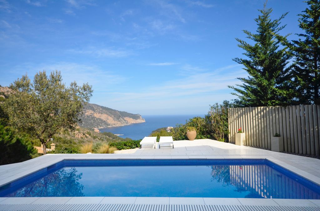 Casa Bisbe Costa Brava Olivers Travels 5