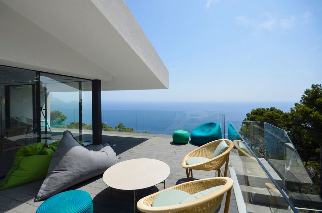 Villa Falguerines Costa Brava Olivers Travels 2