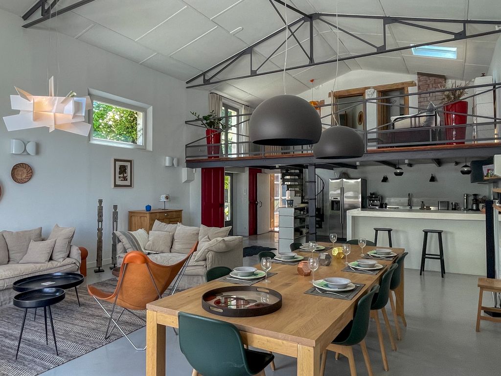 L Atelier de Charme Provence Olivers Travels 03