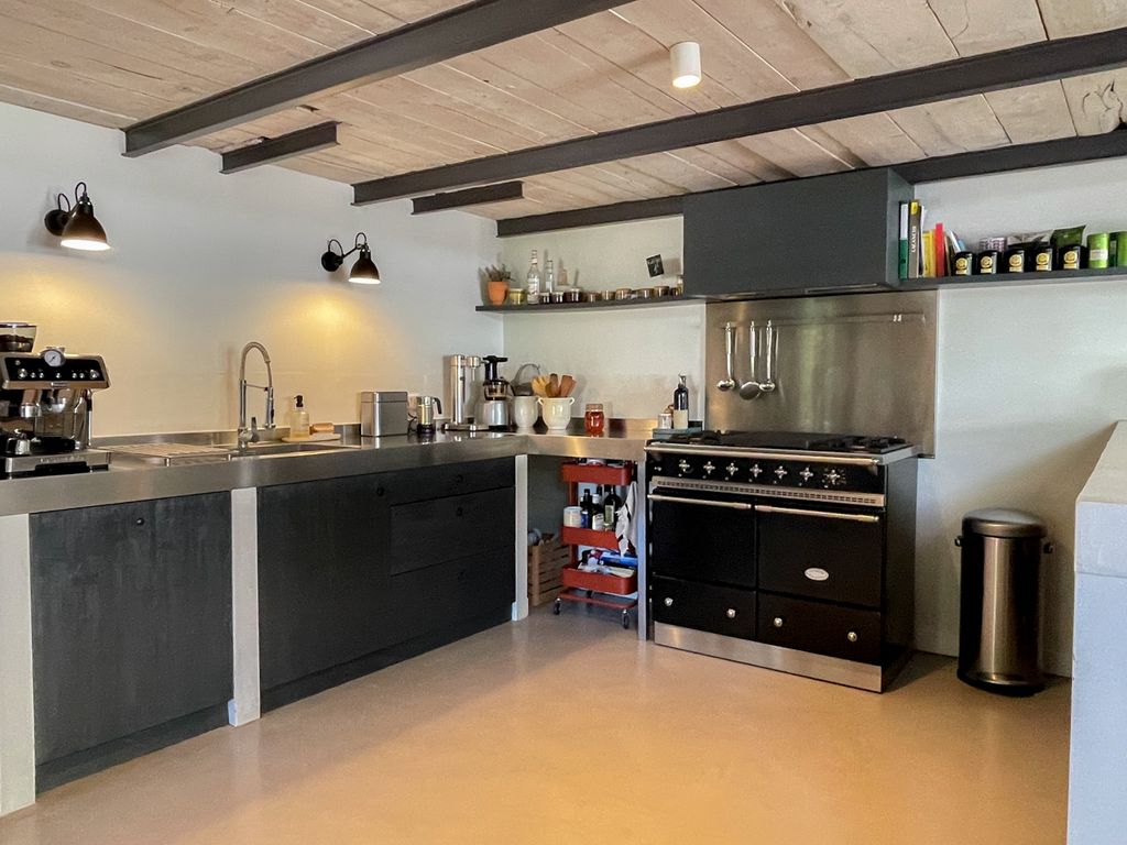 L Atelier de Charme Provence Olivers Travels 05