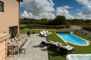 Woodcock House Cornwall Olivers Travels 1