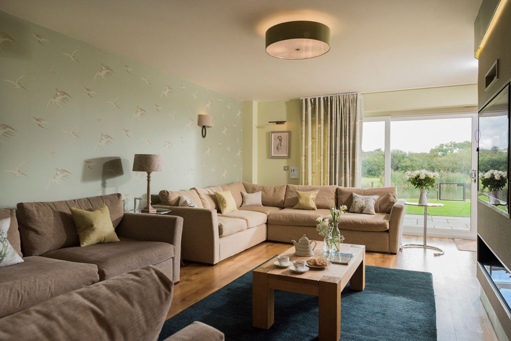 Woodcock House Cornwall Olivers Travels 3