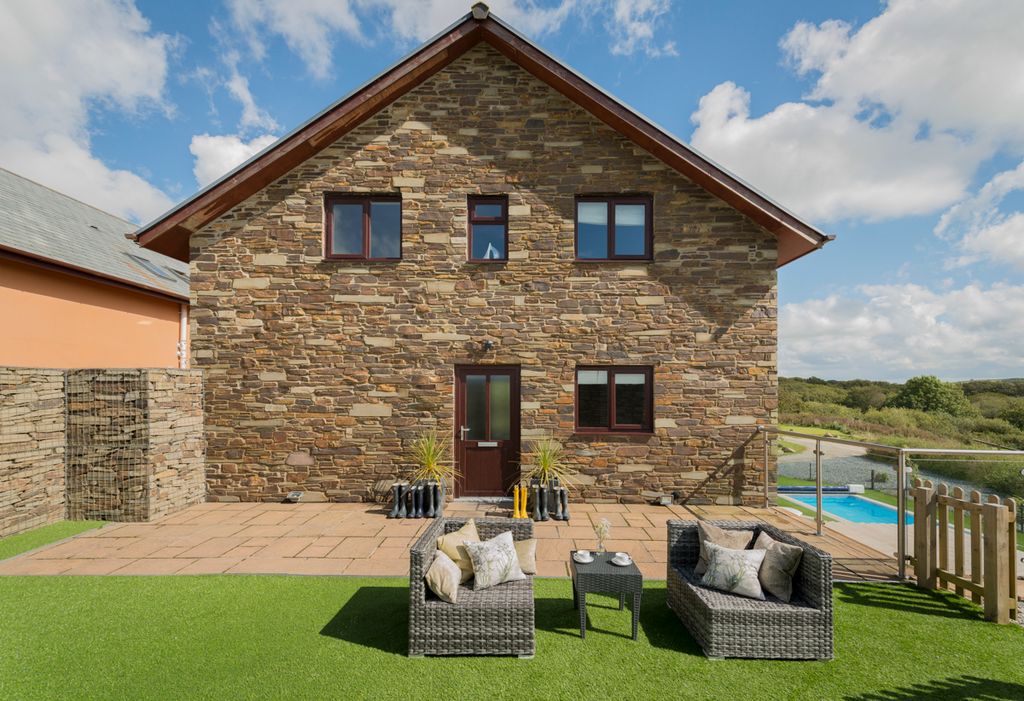 Woodcock House Cornwall Olivers Travels 2