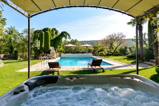 Maison Ballerine Provence Olivers Travels 1