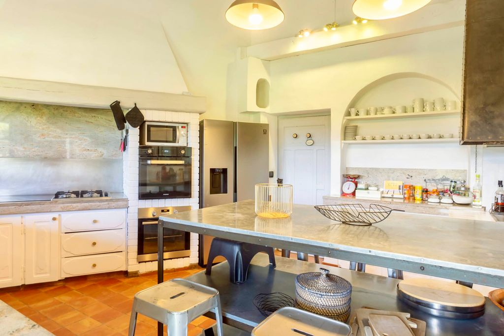 Maison Ballerine Provence OliversTravels 5