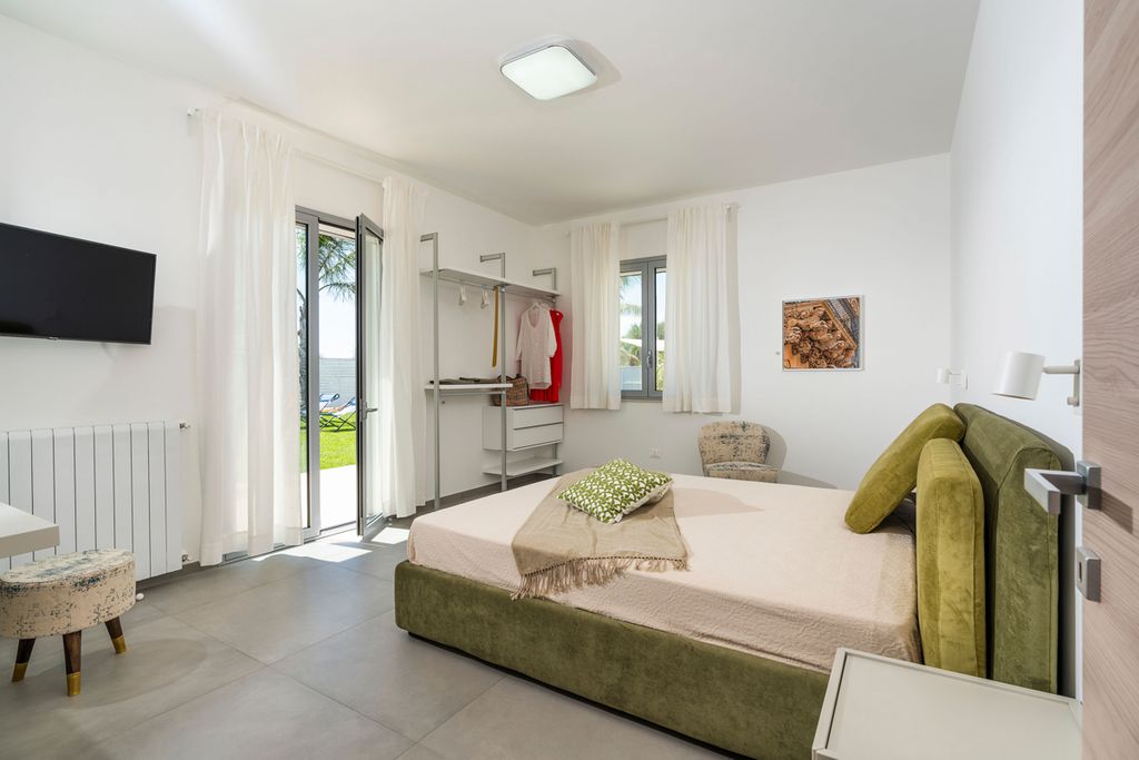 Villa la Palma Sicily Olivers Travels 5