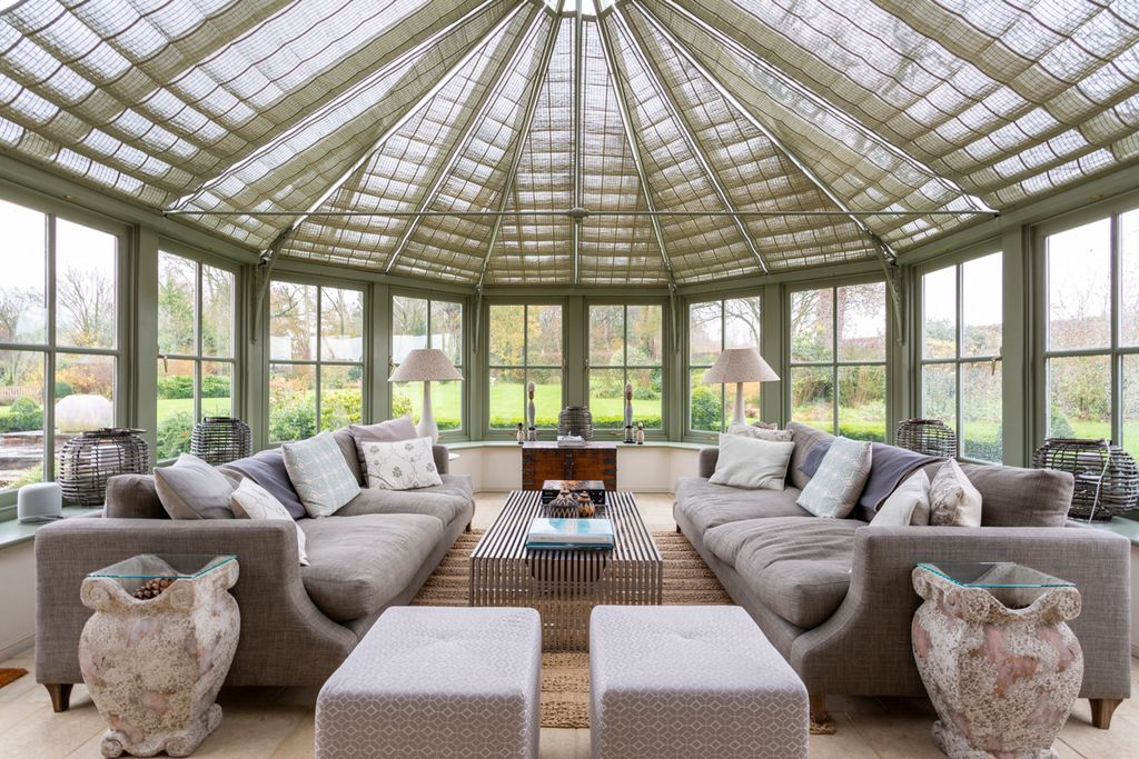 The Meadows Estate Norfolk Olivers Travels 4