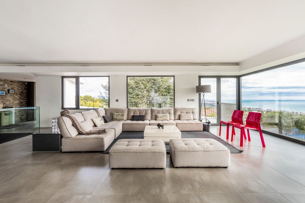Villa Laya Costa del Sol Olivers Travels3
